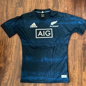 Mens medium All Blacks Rugby jersey